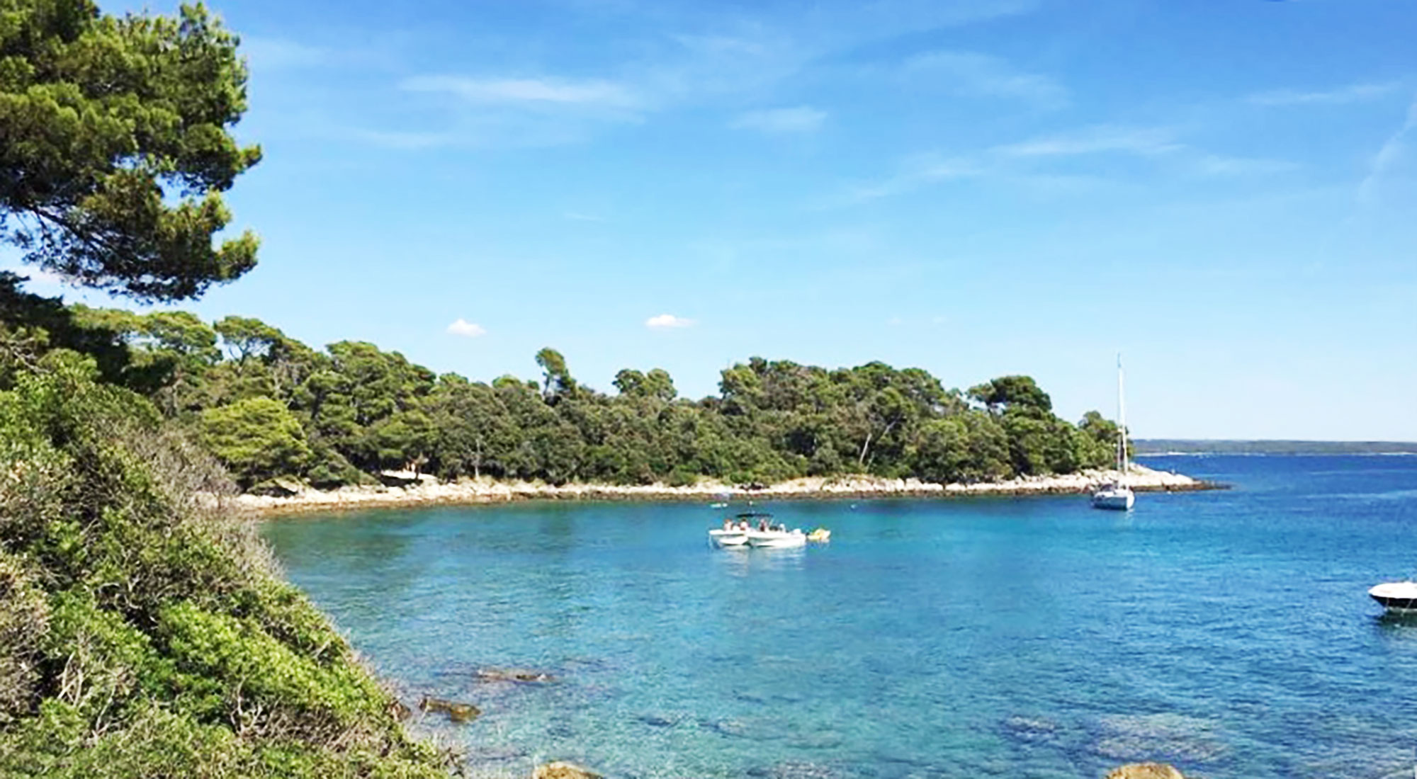 Strand Zlatna Uvala In Rovinj Unterkunft Und Appartements In Der N He